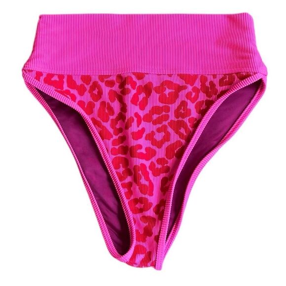 BEACH RIOT Emmy Bikini Bottom in Famous High Risk pink Red Leopard S - Picture 4 of 5